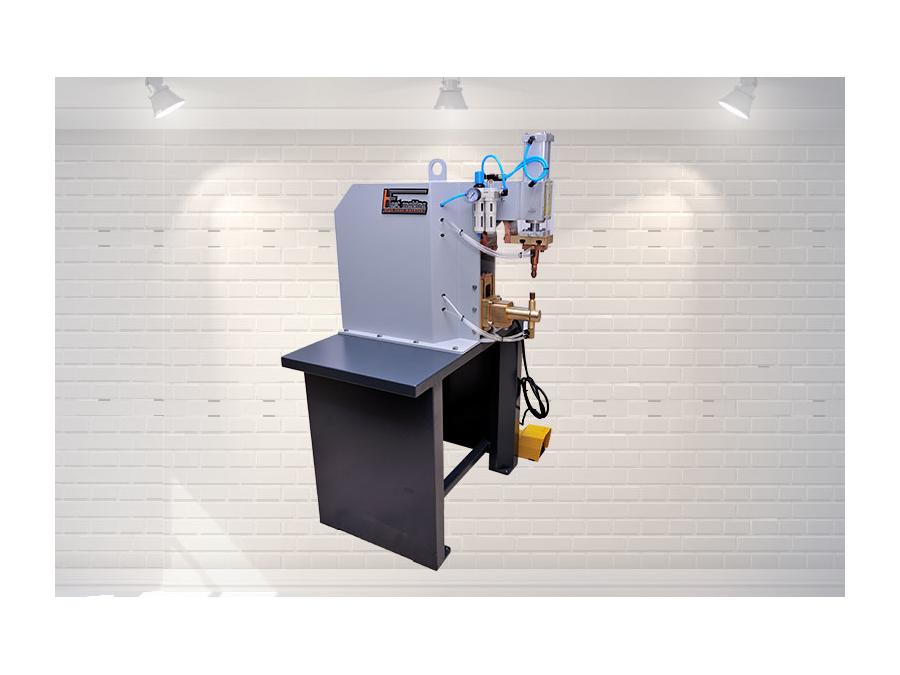 Machine de soudage par points de type table de 30 kVA
