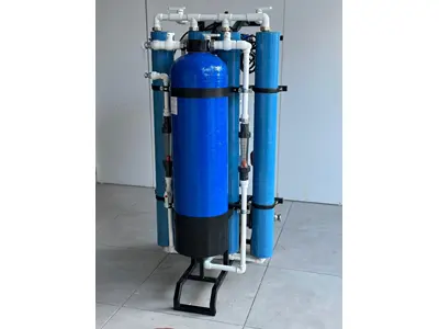 Appareil de purification d'eau industrielle sans pompe de 500 litres/heure