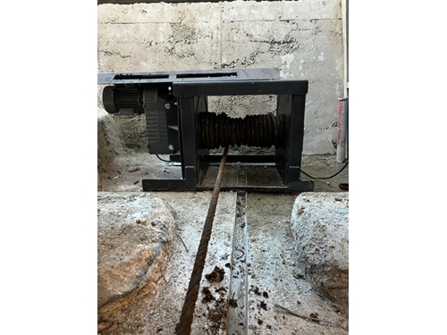 1.5 kW Halatlı Gübre Sıyırıcı