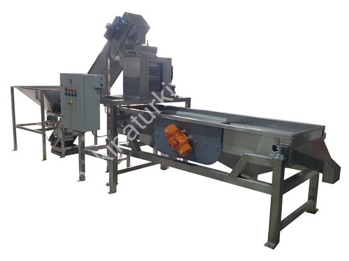 250 Kg / Hour Nuts Mincing and Sifting Machine