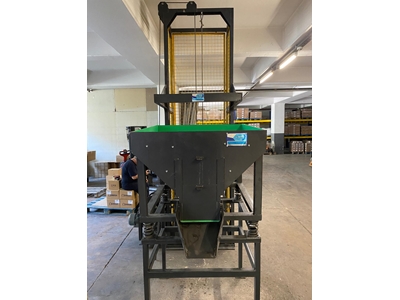 Hydraulic Loading Elevator - 5