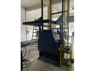 Hydraulic Loading Elevator - 9