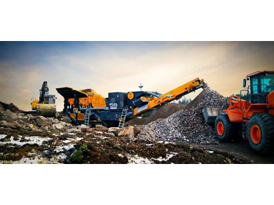 150-300 Ton / Saat Mobil Çeneli Kırıcı Konkasör - 3