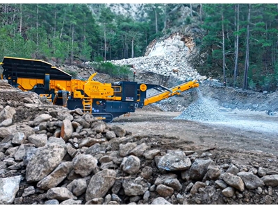 Concasseur à mâchoires mobile 150-300 Tonnes / Heure - 12