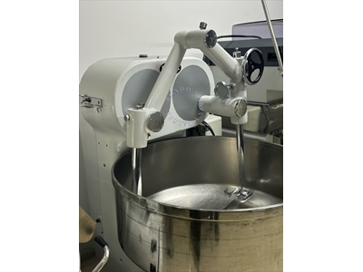 330 Lbs Artofex Diving Arm Mixer - 2