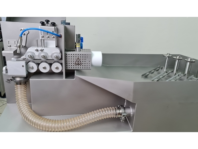 Bestech Bss-40 Automatic Sausage Peeling Machine - 2