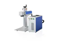 50-W-Laserbeschriftungsmaschine mit Rotationsbeschriftungsoption