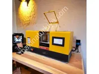 Desktop Plastic Injection Molding Machine