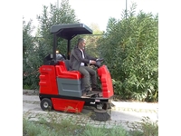 5000 m2/Hour Hydraulic Tipping Sweeper Driver Road Surface Sweeping Machine Dass SW 150D - 6