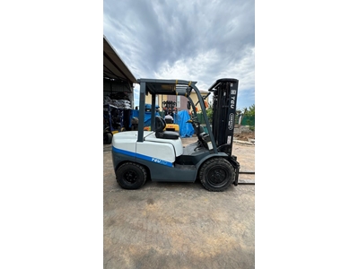 TEU 3 Ton Triplex Dizel Forklift - 3