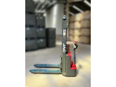 JAC 1,5 Ton 3 Metre Akülü İstif Makinesi - 2
