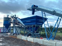30 m3/h Mobile Concrete Batching Plant with 2-Year Warranty Ready to Ship - 1