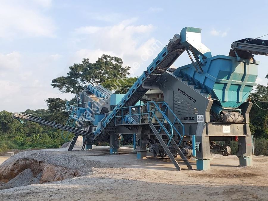 250-300 Ton / Saat Kapasiteli Mobil Çeneli Mobil Konkasör Tesisi