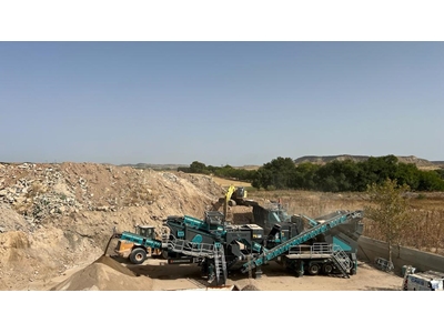 120-150 Ton / Saat Mobil Sekonder Darbeli Konkasör Tesisi - 2