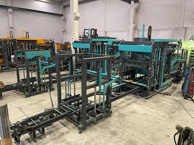 Vollautomatische Betonpflaster- und Blockmaschine - 7