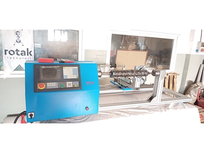 Machine d'enroulement en fibre de carbone - 4