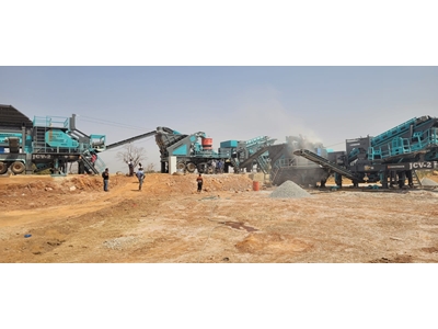 60-80 Ton / Saat 3 Şasili Mobil Taş Kırma Eleme Tesisi  - 5