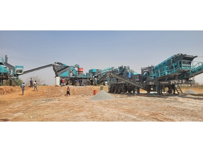 60-80 Ton / Saat 3 Şasili Mobil Taş Kırma Eleme Tesisi  - 3