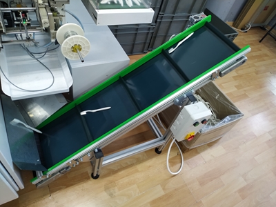 Miniature Grade Conveyor - 1