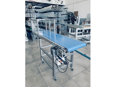 Plastic Injection Robot Conveyor - 0