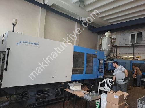 Haitian 380 Ton Vertical Injection Molding Machine (1)