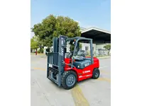 4.5 Metre Triplex 3 Ton Dizel Forklift