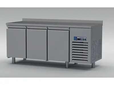 450 Lt Stainless Steel 3-Door Countertop Refrigerator