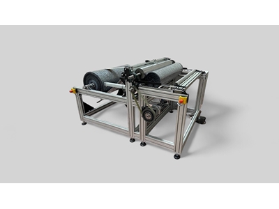 Machine de découpe de feutrine. (1) - 0