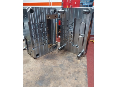 Plastic Injection Mold - 0