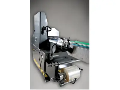 Reverse Conveyor Packaging Machine