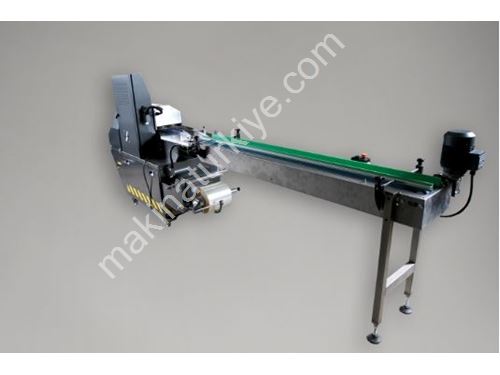 Reverse Conveyor Packaging Machine