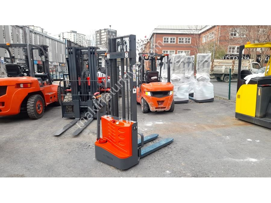 1.5 Ton (3500 mm) Akülü İstif Makinası