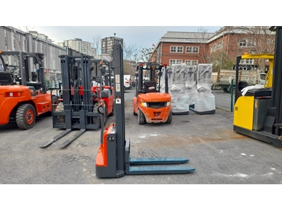 1.5 Ton (3500 mm) Akülü İstif Makinası - 2