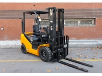 2.5 Ton Euro 5 Motorlu Dizel Forklift - 16