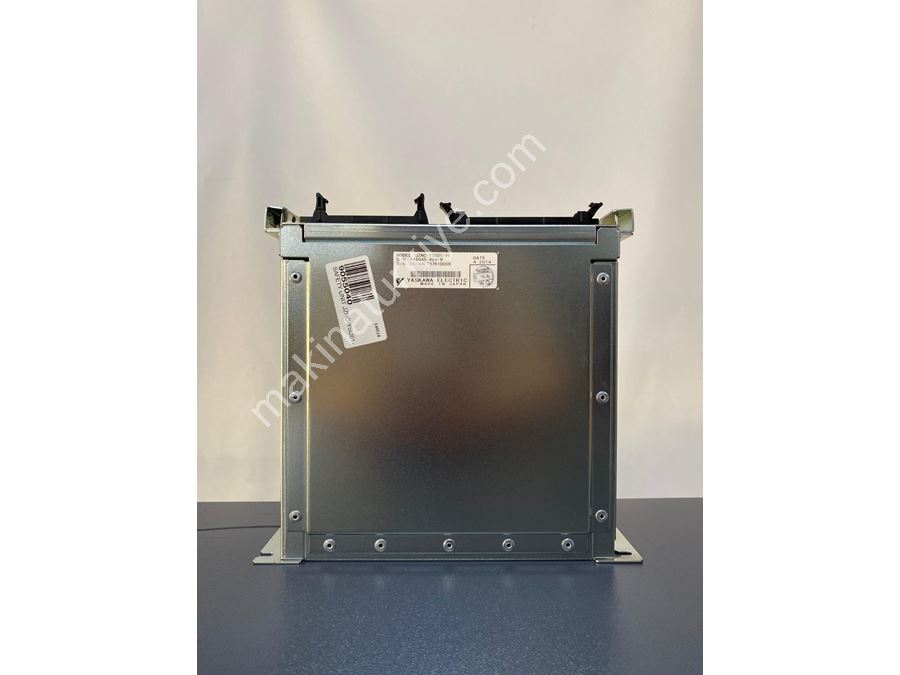 Yaskawa JZNC-YSU01-1E Unité de sécurité des systèmes d'automatisation et de robotique Unité de contrôle de sécurité
