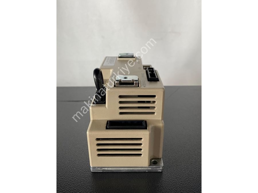 Yaskawa SRDA-SDA06A01A-E Automation and Robotics System Servo Drive Controller
