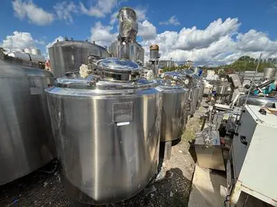 FOR SALE MIXING TANK 316 QUALITY STAINLESS STEEL