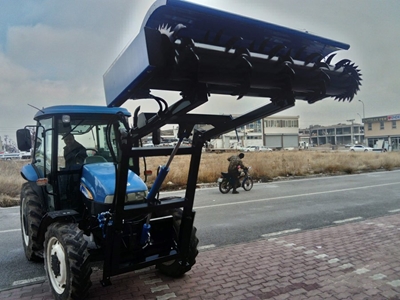 Chargeur Frontal pour Tracteur (Godet) pour la Coupe d’Ensilage - 3