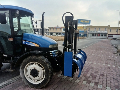 Chargeur Frontal pour Tracteur (Godet) pour la Coupe d’Ensilage - 4