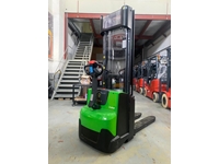 1.4 Ton 4.70 Metre Akülü Triplex İstif Makinesi