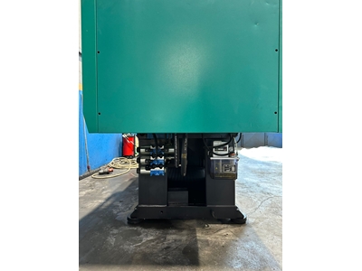 130 Tonnen Kunststoffspritzgießmaschine (1) - 2