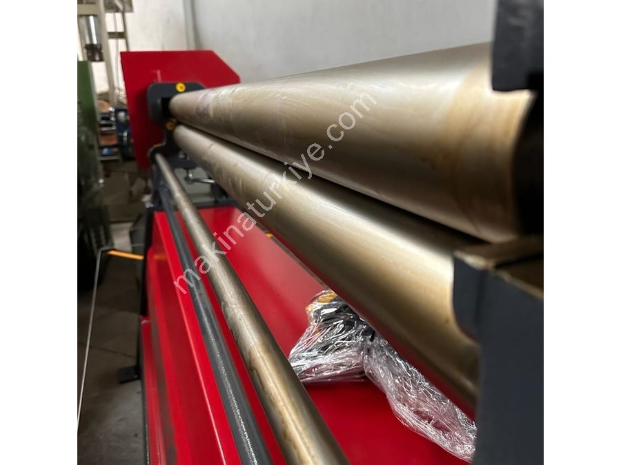1570x96 Asimetrik 3 Toplu Silindir Makinası