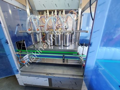  6 Nozullu Adblue Veya Antifriz 5-10 Litre Kapak Kapatma ve Şişe Sıvı Dolum Makinası 