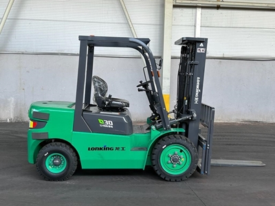Lonking 3 Ton 4.5M Triplex Lityum Akülü Forklift - 6