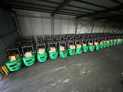 Lonking 3 Ton 4.5M Triplex Lityum Akülü Forklift - 1