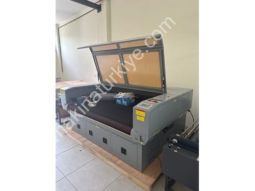 1000x1800mm Kameralı Konveyörlü Lazer Kesim Makinası