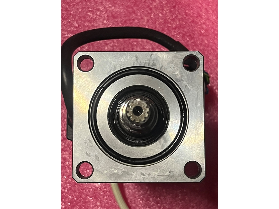 ABB 3HAC021457-001 Rotational AC Motor M43 Axis4-5 Motor
