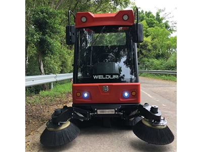 2250 Mm (220 Liter Capacity) Electric Road Sweeping Vehicle - 0