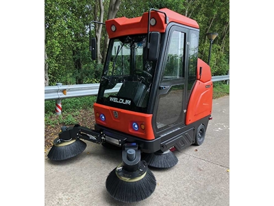 2250 Mm (220 Liter Capacity) Electric Road Sweeping Vehicle - 1