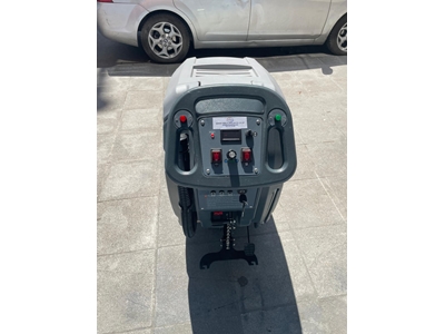 B60 Yürüyüş Motorlu Zemin Yıkama ve Temizleme Makinası - 4